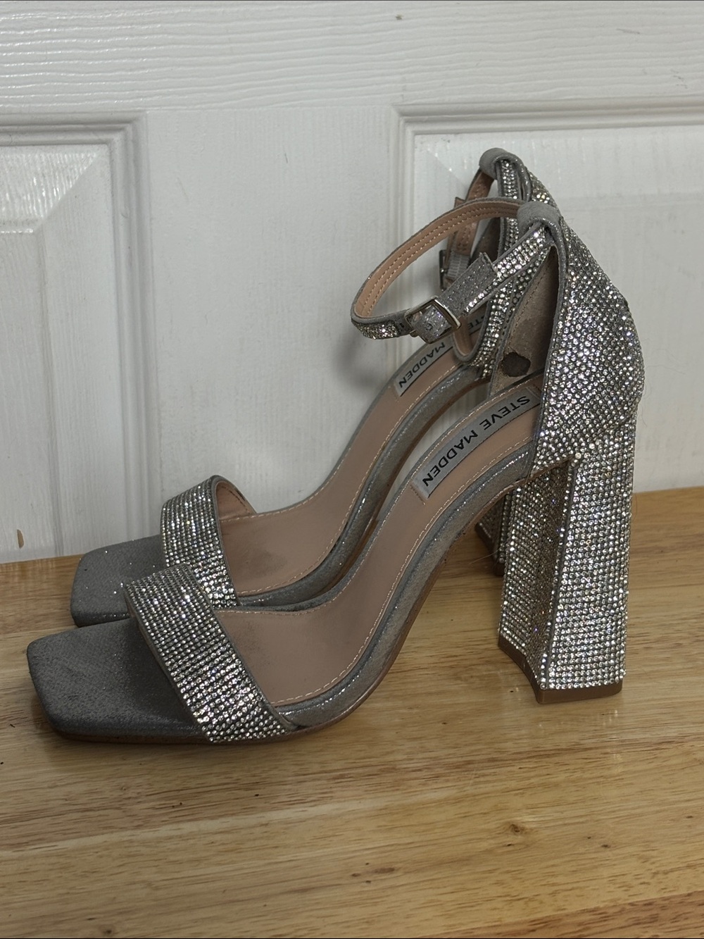 Steve Madden TIAA Silver Rhinestone Block Heel Sandals Sz 7 wedding prom  party
